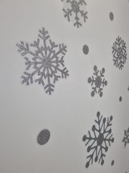 Наклейки на стекло «Мерцающие снежинки» 24 эл. размер 45*60 см (2473)