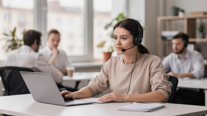 Клиентский сервис в e-commerce: стандарты, скрипты и работа с негативом
